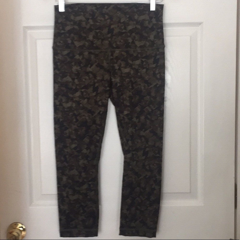 Lululemon crop green camo leggings fold over